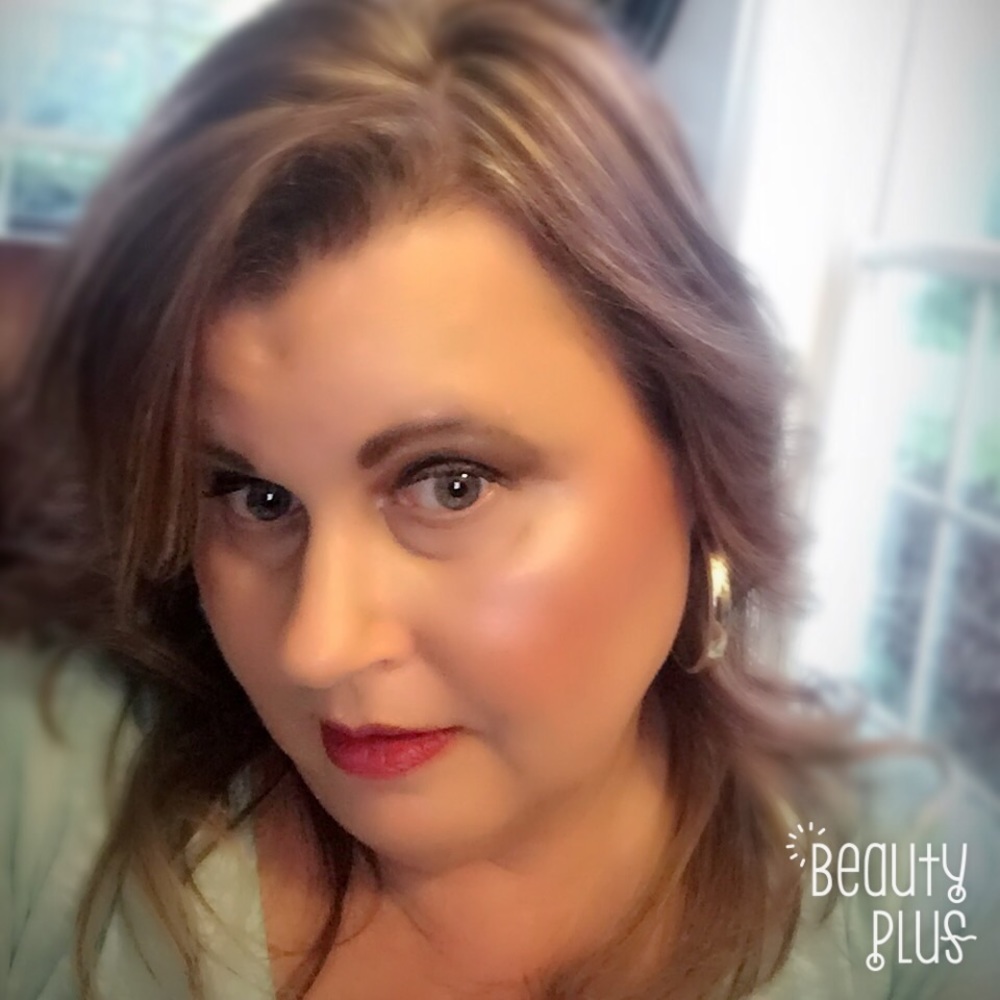 Meet your Posher, Sandy